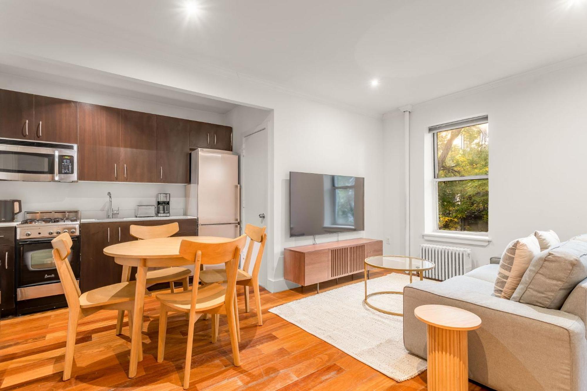 East Village Escape With 3bd 2ba Near Tompkins Square Park * Nova York